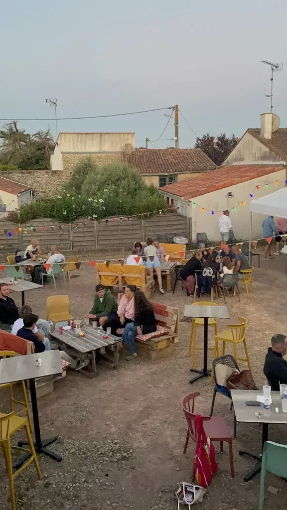L'Authentique Liégeoise restaurant in Jard-sur-Mer