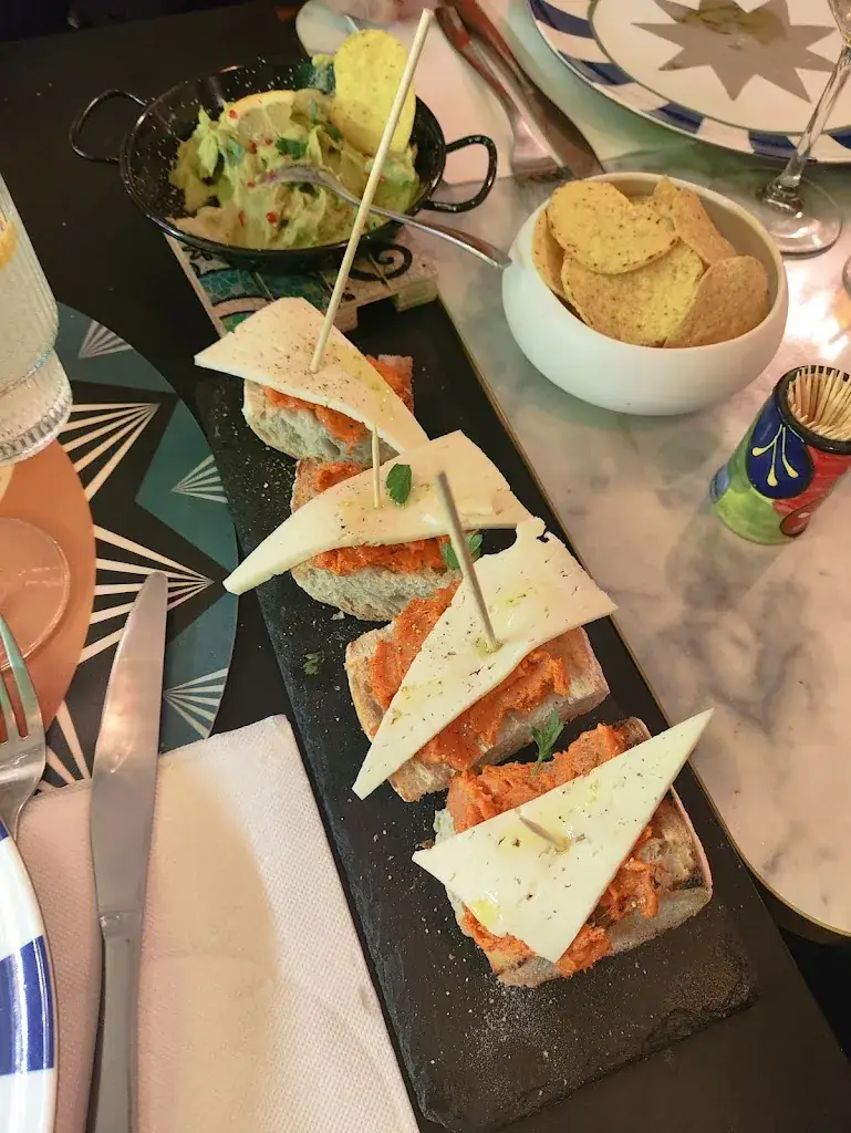 Laet_La Casa des Jumelles_Aix-en-Provence_review