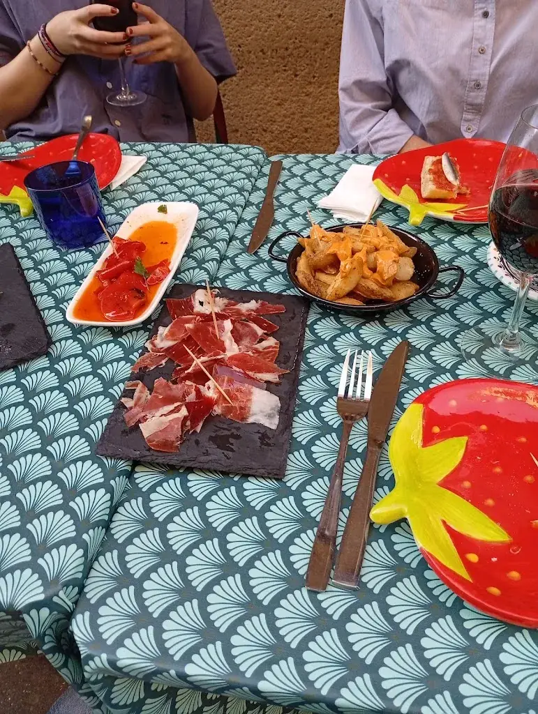 Petit Weston_La Casa des Jumelles_Aix-en-Provence_review