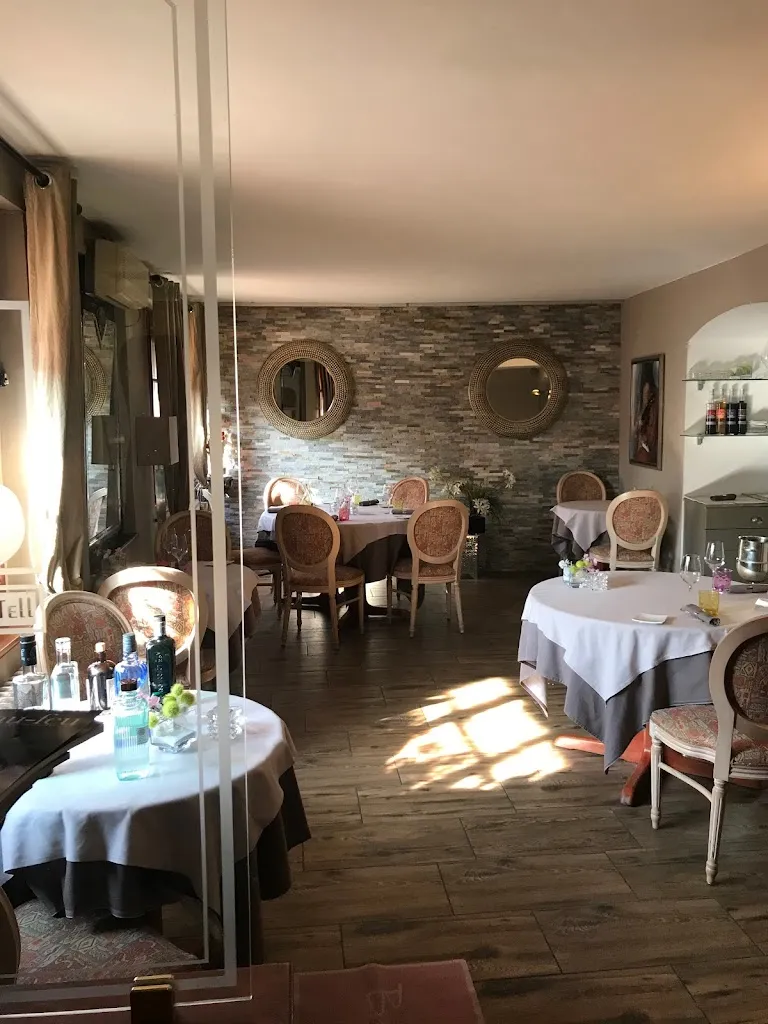 Le Guillaume Tell restaurant in Villette