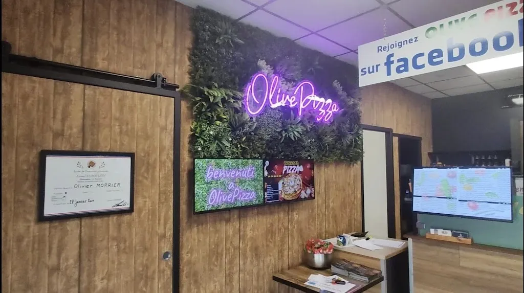 Olive pizza restaurant in Montalieu-Vercieu