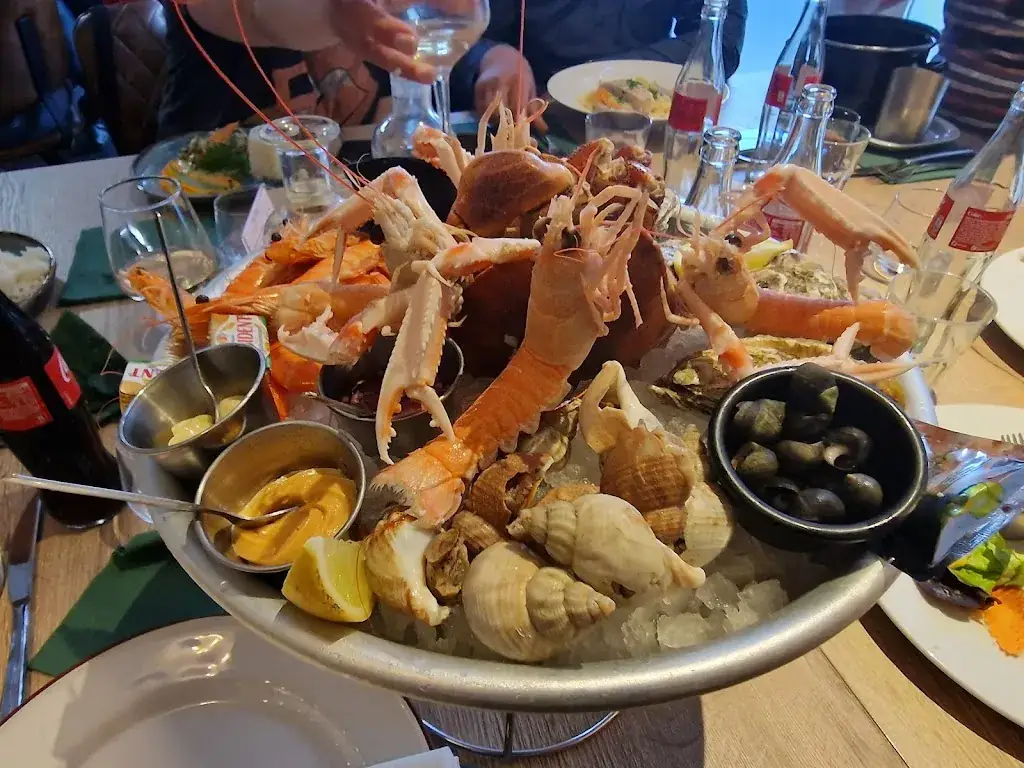 G. B._L'Escale Village - fermé du 11 au 24/08/25_Déols_review