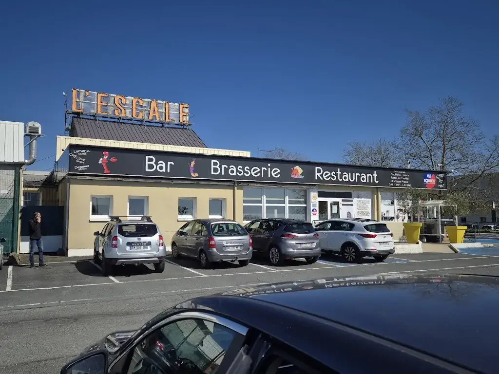 L'Escale Village - fermé du 11 au 24/08/25 restaurante en Déols