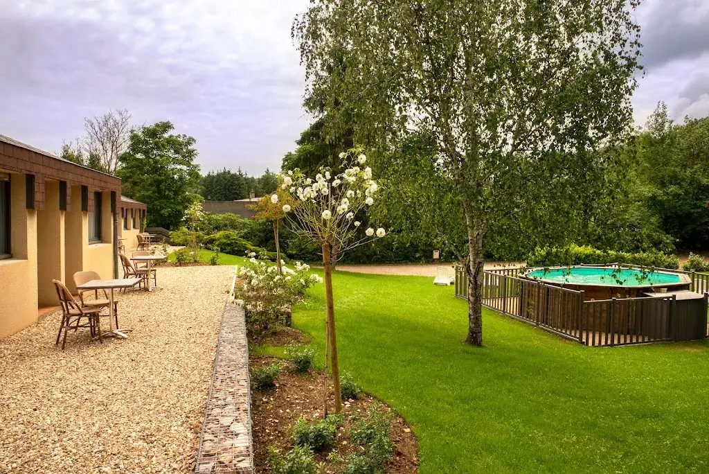 House Hotel Restaurant Du Lion D'argent Et Des Tanneries. restaurant in Châtre