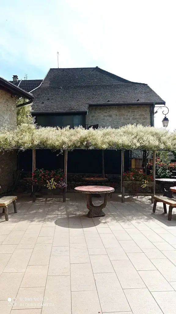 Monique MACHET_Café Archirel_Montagnieu_review