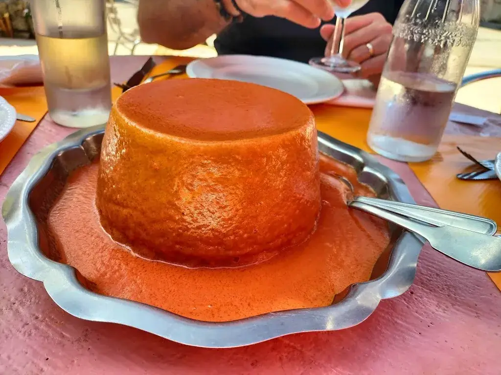 Café Archirel Restaurant in Montagnieu