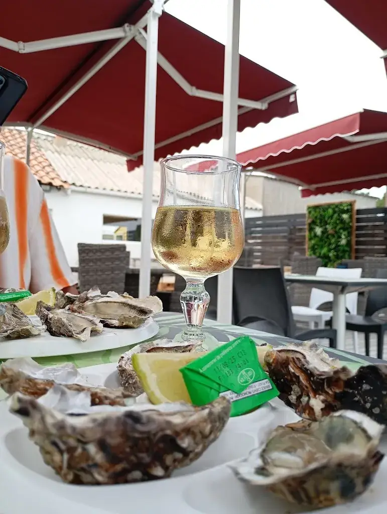 Mymi Mrt_La Cabane & Co_Barre-de-Monts_review