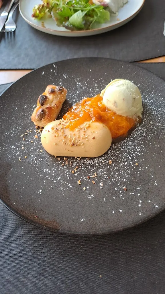 STEPHANIE BLATIER_Le Boeuf Fermier_Solesmes_review