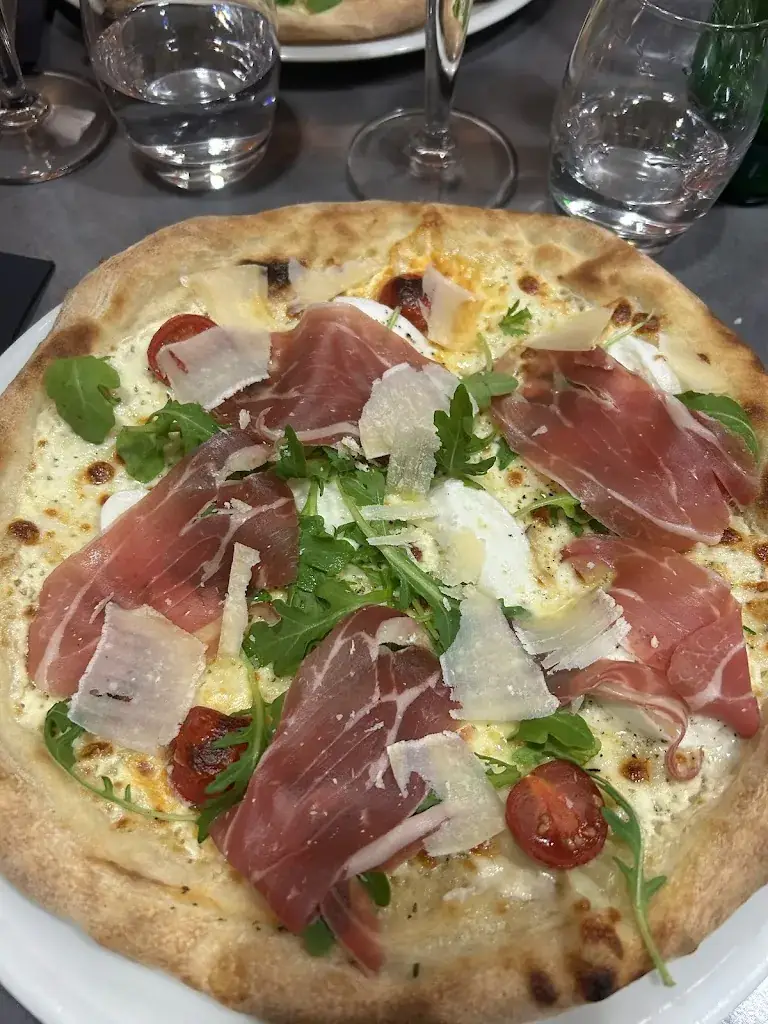 La Sablésienne * Restaurant-Pizzeria-Caviste_Sablé-sur-Sarthe_slider_image_3