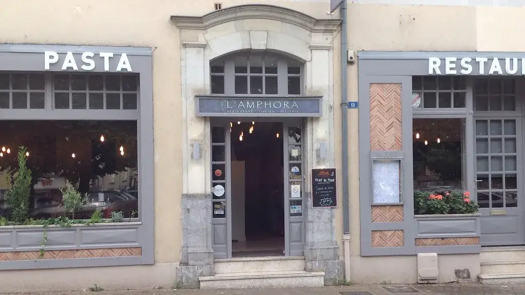 L'Amphora restaurant in Sablé-sur-Sarthe
