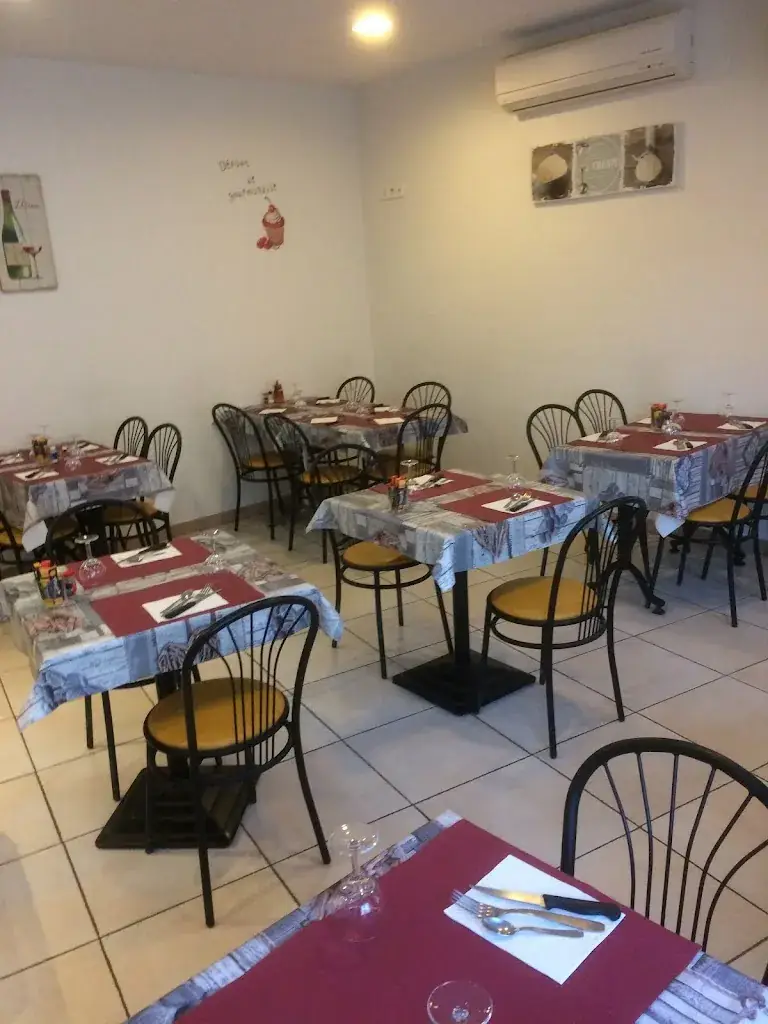 Le P'tit Comptoir_Poillé-sur-Vègre_slider_image_3