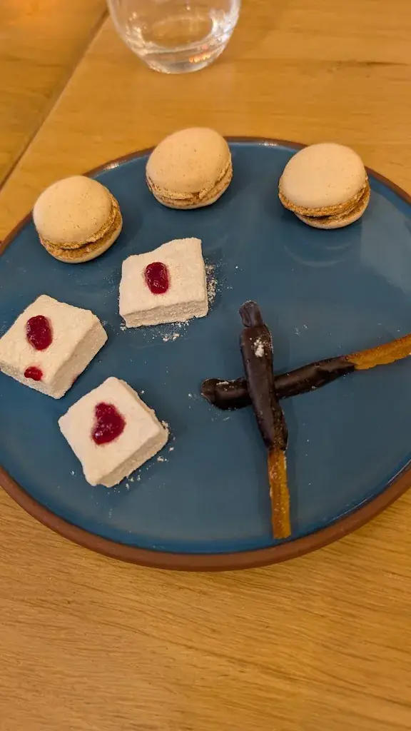 Steven Tyrer_Auberge du Donjon - Bazoges en Pareds_Bazoges-en-Pareds_review