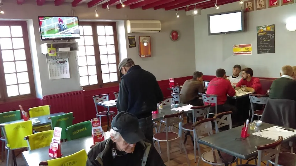 Le Deauville restaurant in Bazoge