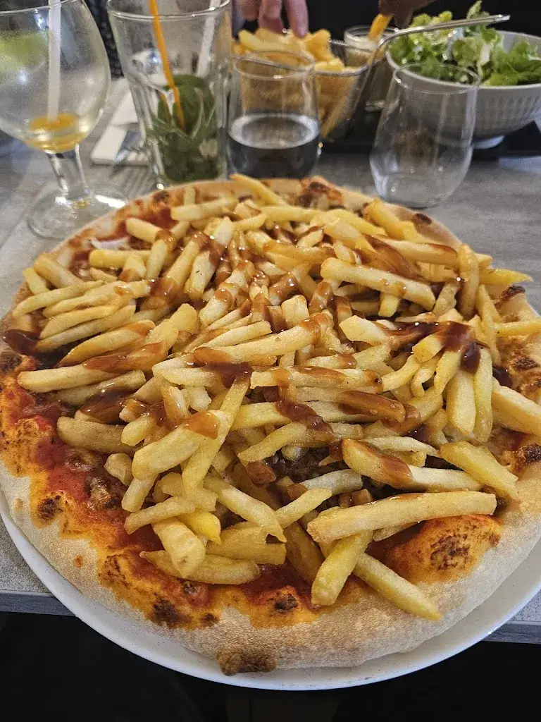 jean-christophe przywara_La Tour de Pizz_Bruffière_review