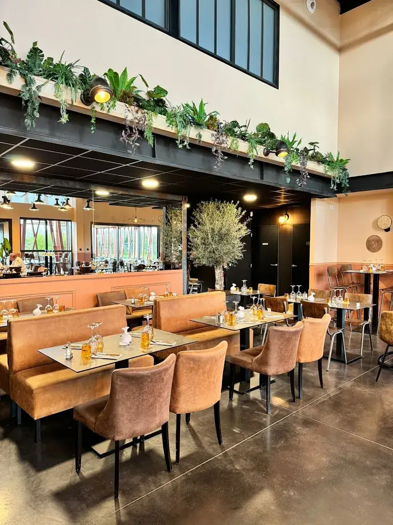 MoM bistrot_Saint-Vulbas_slider_image_1