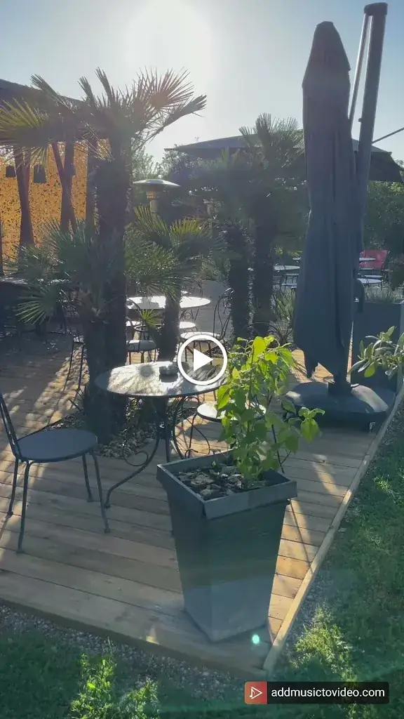 MoM bistrot_Saint-Vulbas_slider_image_2