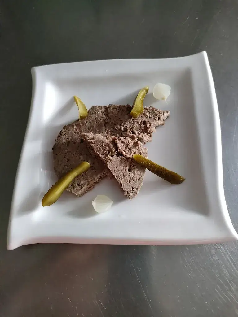 Restaurant Au Moulin Rouge_Chaize-le-Vicomte_slider_image_2