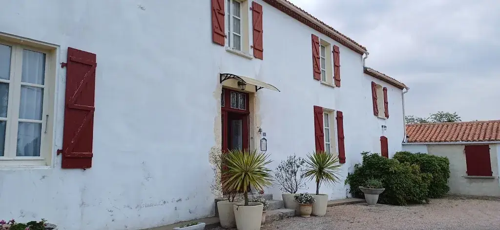 Dusan Kubik_Le Logis de la Lande_Boissière-des-Landes_review