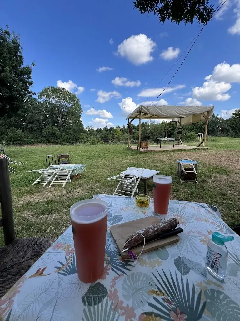 Guinguette de la Pierre Percée ristorante a Divatte-sur-Loire