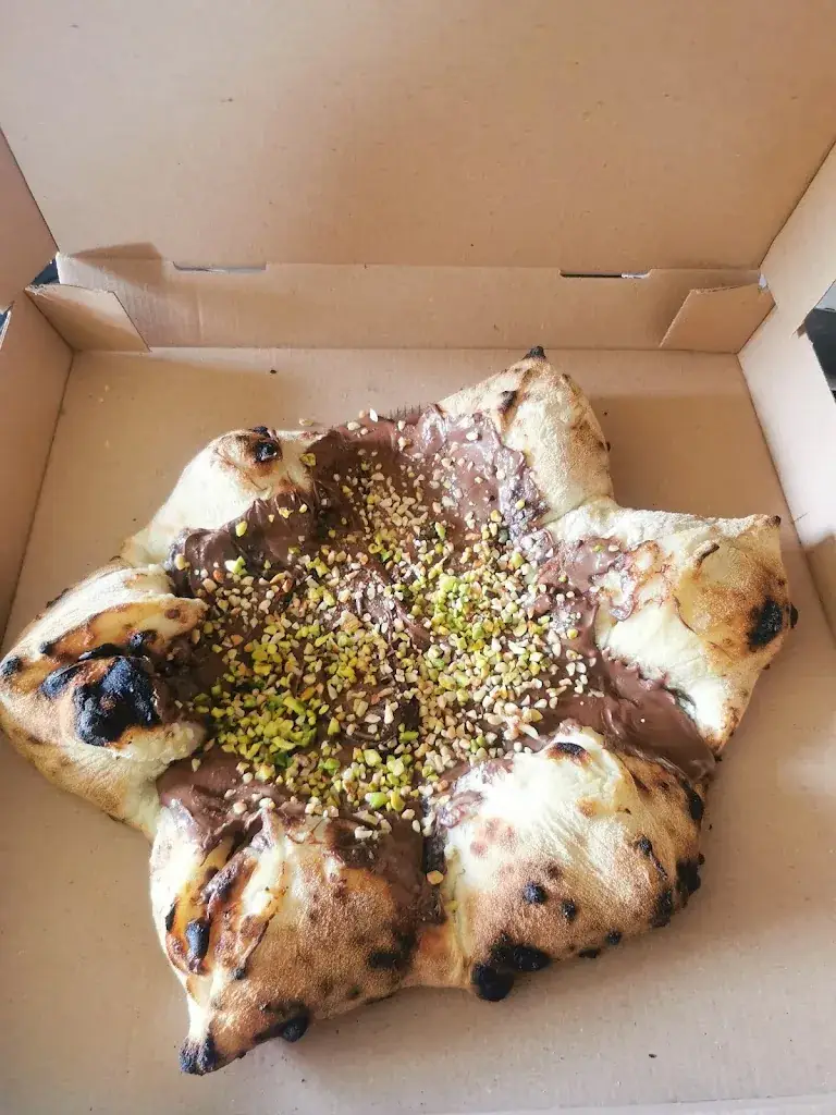 Elena Kasumi_Jularo_Chapelle-des-Marais_review