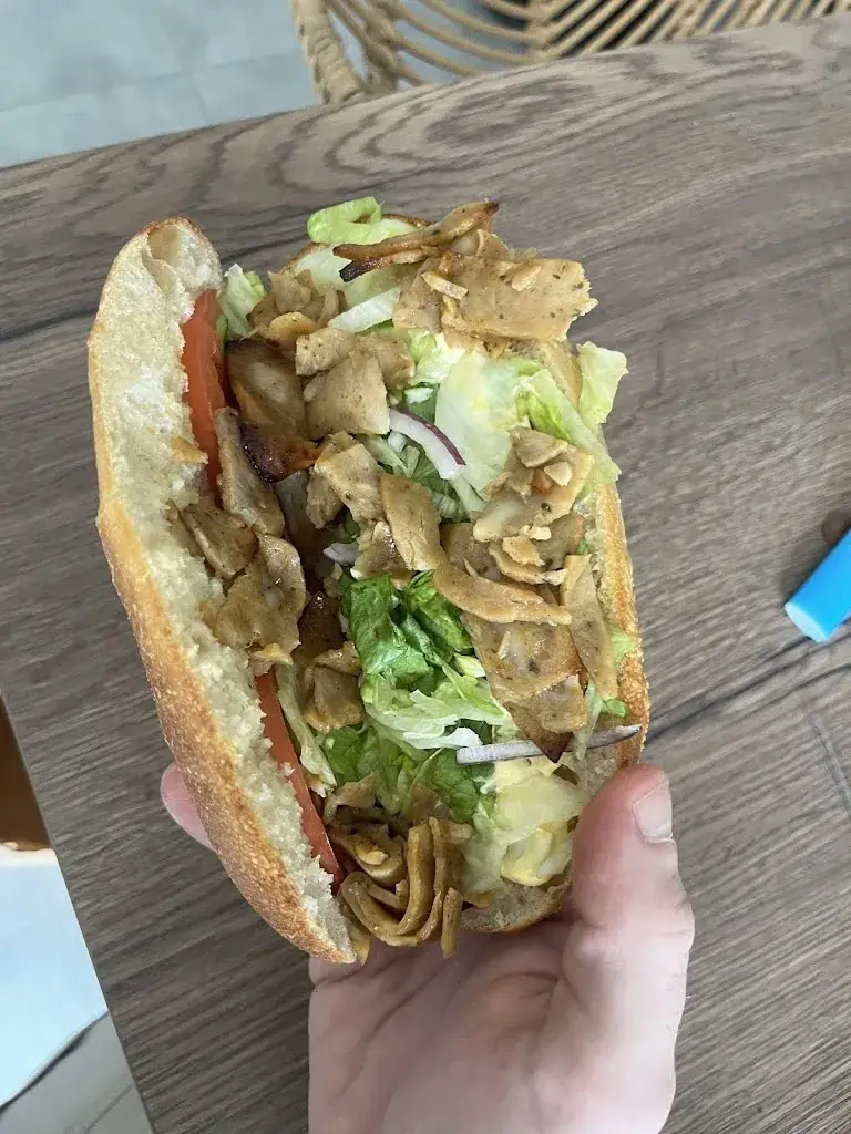 Jason Blondel_Au Phare rouge_Achards_review