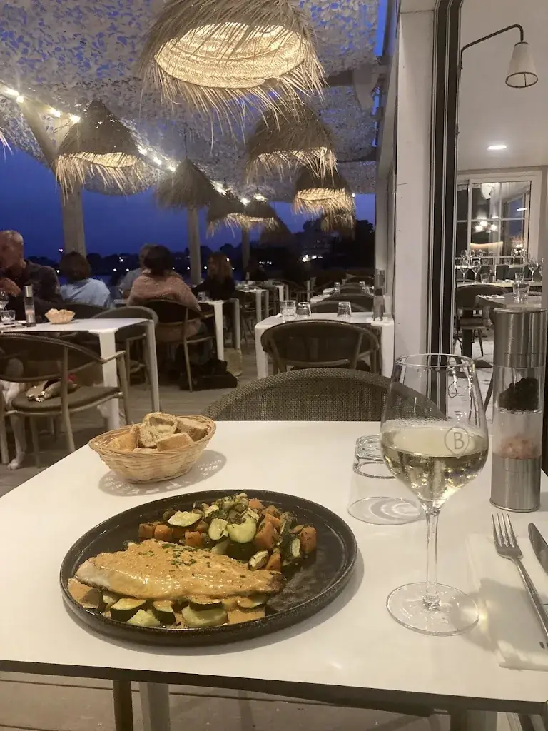 Ania Slominska_Le B - Restaurant de plage_Baule-Escoublac_recensione
