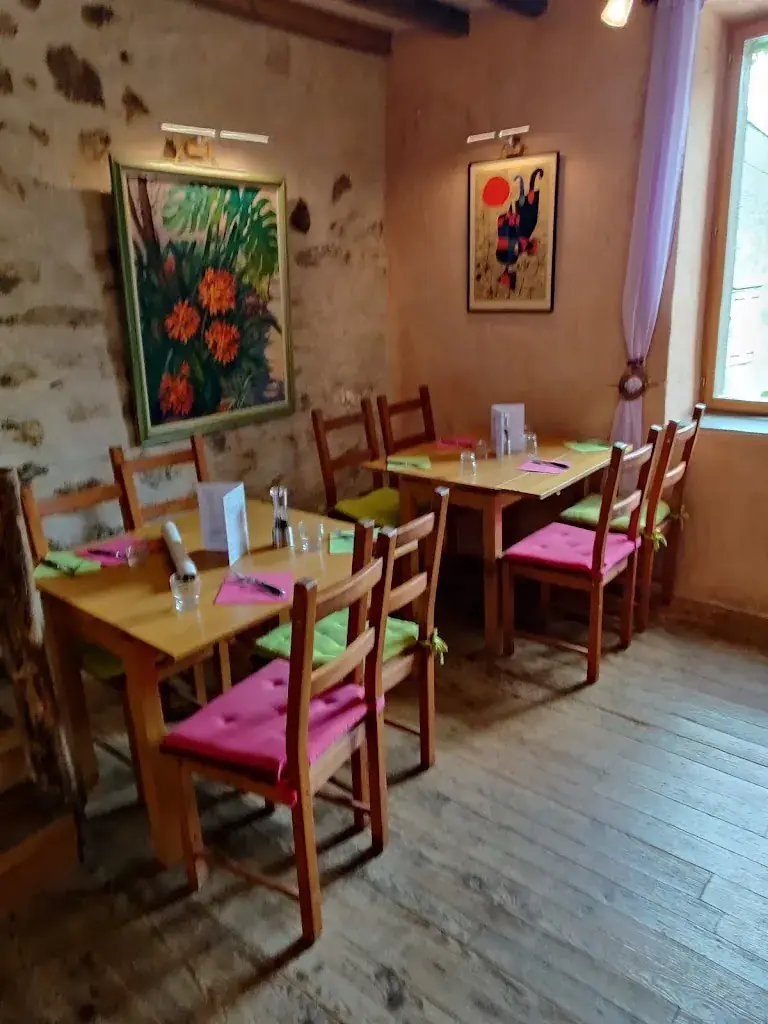 Paul Lamot_A La Patate Qui Fume_Montségur_review