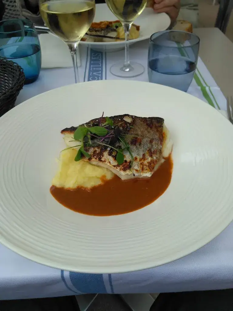 John Fenn Smith_Le Café des Ecailles_Baule-Escoublac_review