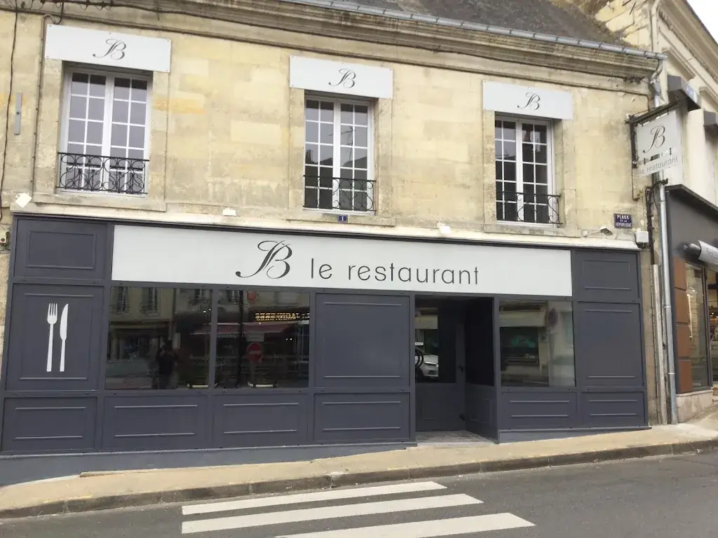 B le restaurant restaurant in Chartre-sur-le-Loir
