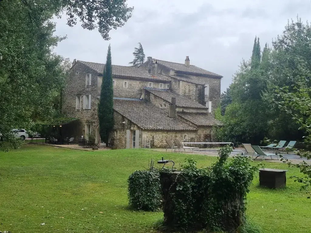 Fiona Godsman_Le Moulin de Montségur_Montségur-sur-Lauzon_review