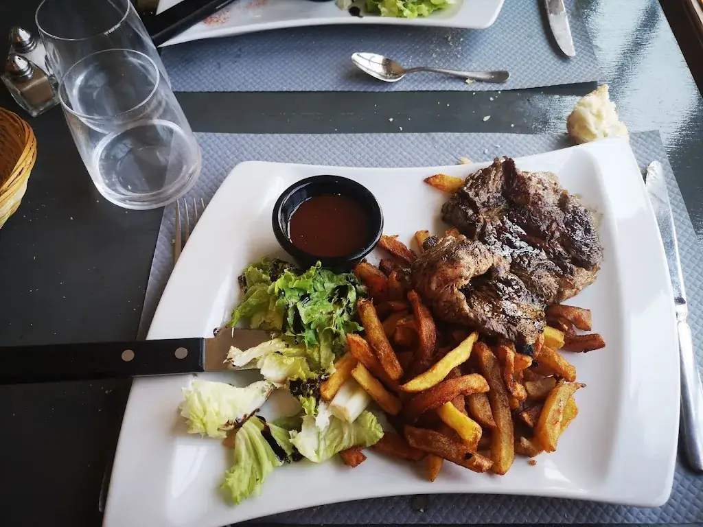 Restaurant de l'Escale_Chartre-sur-le-Loir_slider_image_3