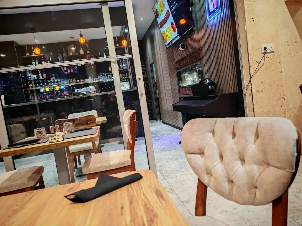 Harun Metin_Le Grill du Gesvres_Chapelle-sur-Erdre_review