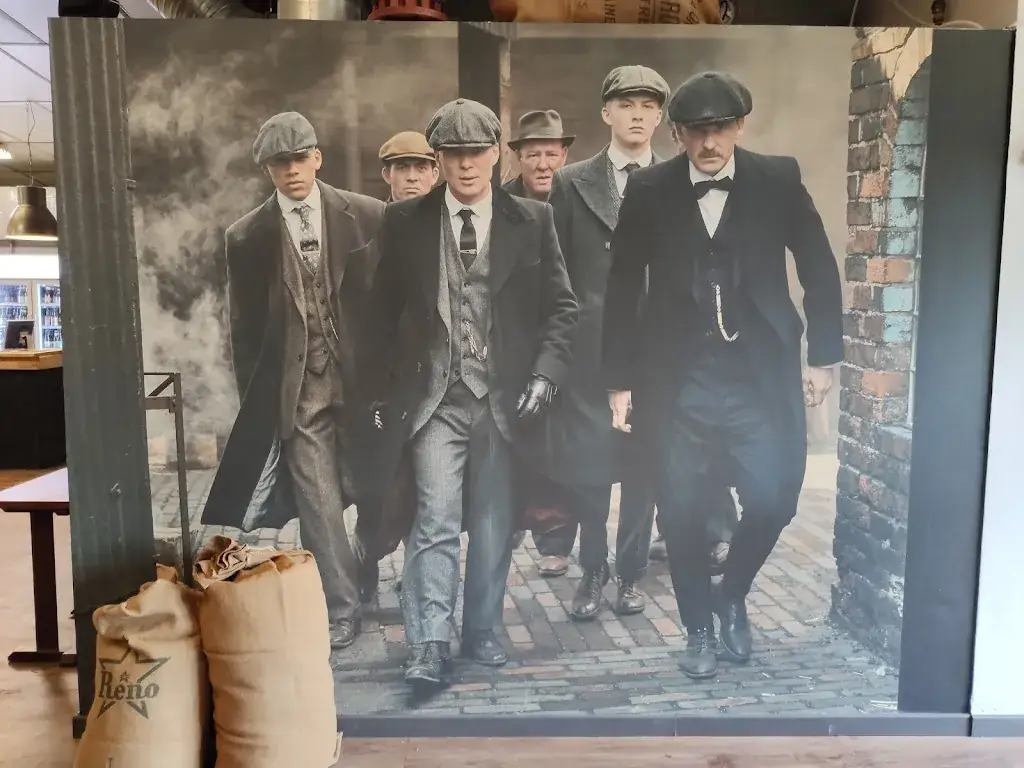 Sasha Faverman_18e Amendement_Chapelle-sur-Erdre_review