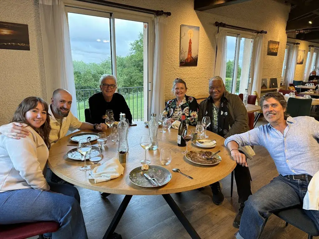 Bobbie Ferguson_Mount Mercury Tavern_Sèvremont_review