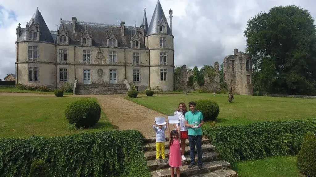 Ihab Khalil_Château de la Flocellière_Sèvremont_review