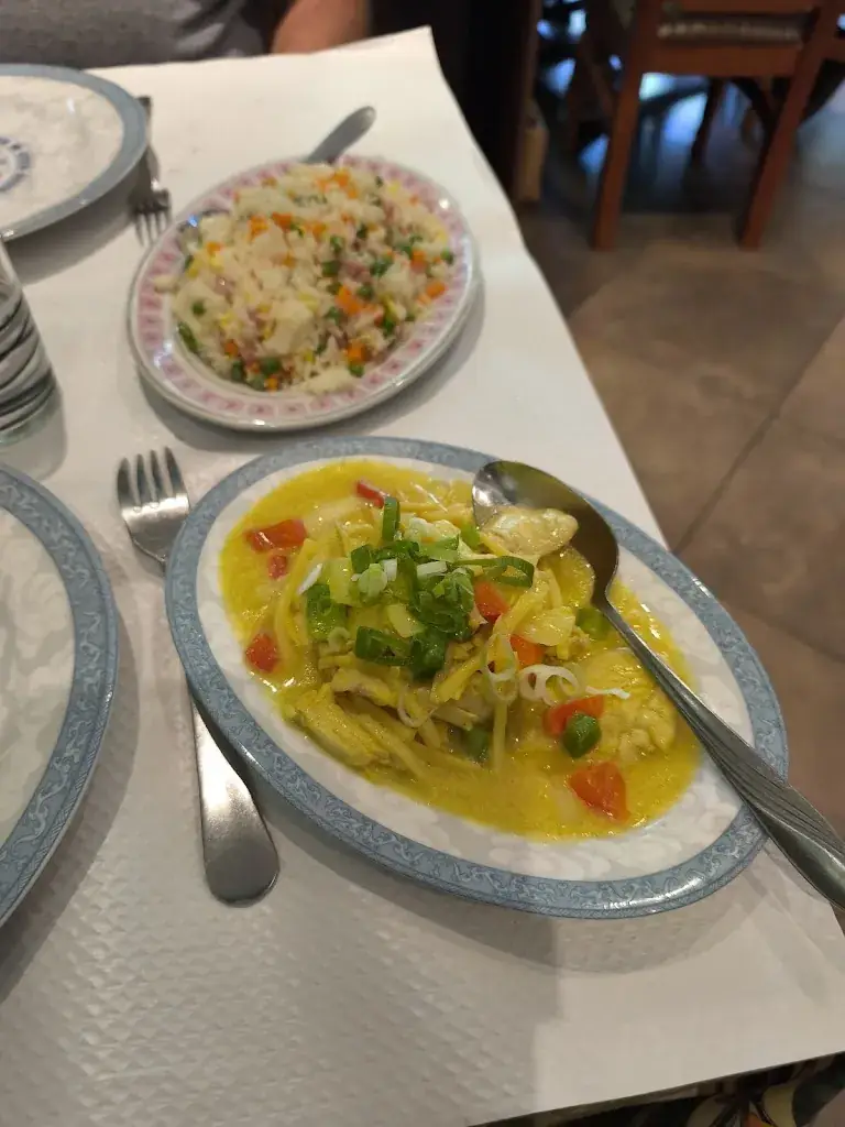 Brigitte Médium_Fleur de Lotus_Ferté-Bernard_review