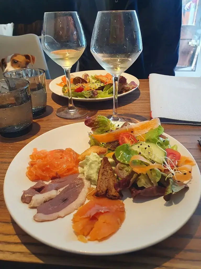 LA BELLE DEMOISELLE_Montmélian_slider_image_2