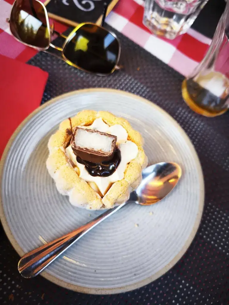 Joris Veltri_La Glycine_Montmélian_recensione