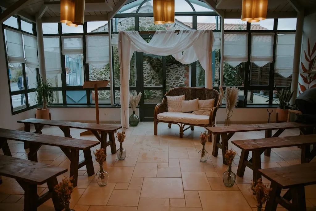 Justine Fillon Corbineau_Le Petit St Thomas_Garnache_review