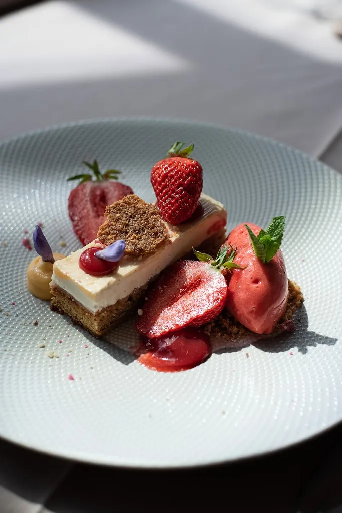 Le Petit St Thomas_Garnache_slider_image_2