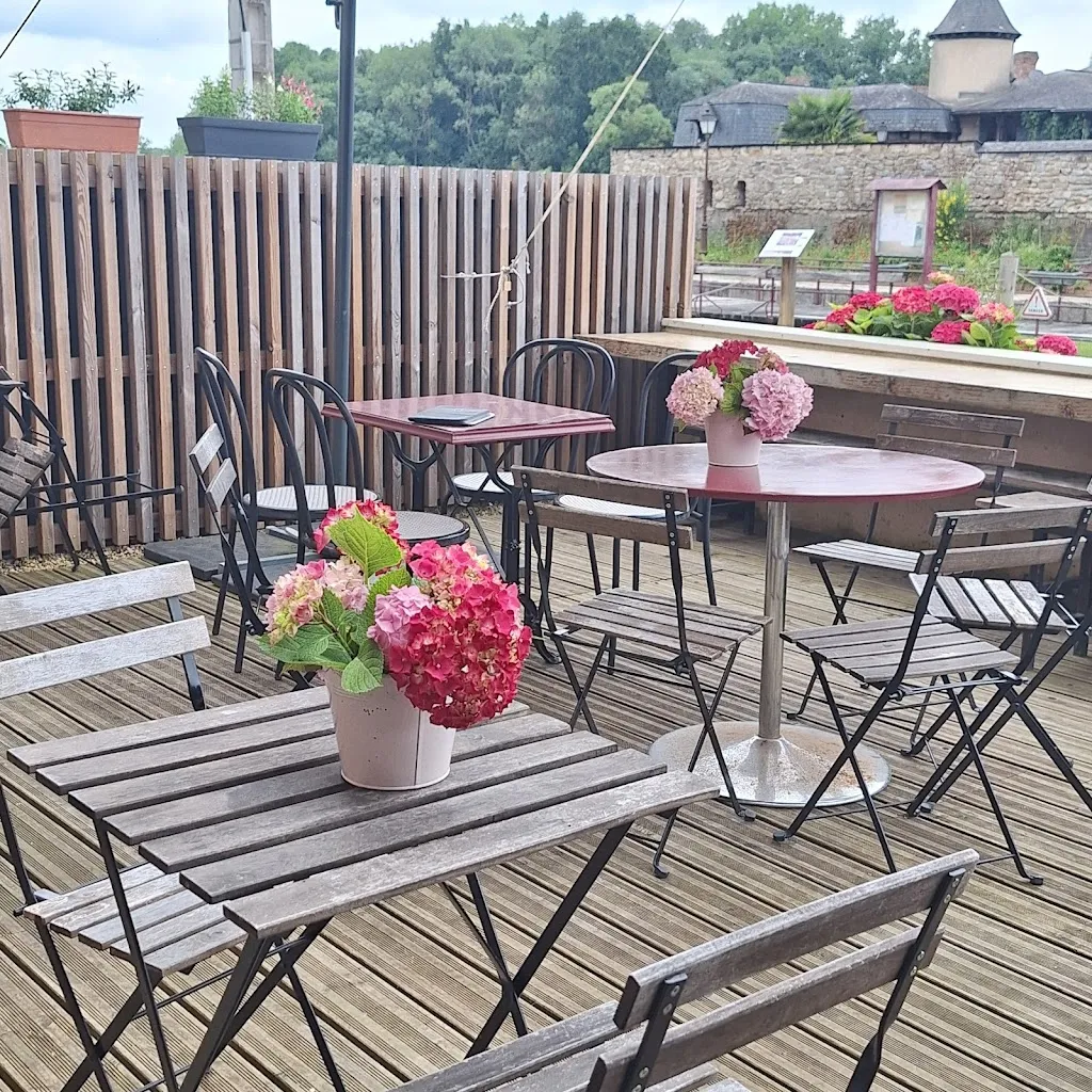 Le Bistrot de l'Ecluse_Longuenée-en-Anjou_slider_image_1