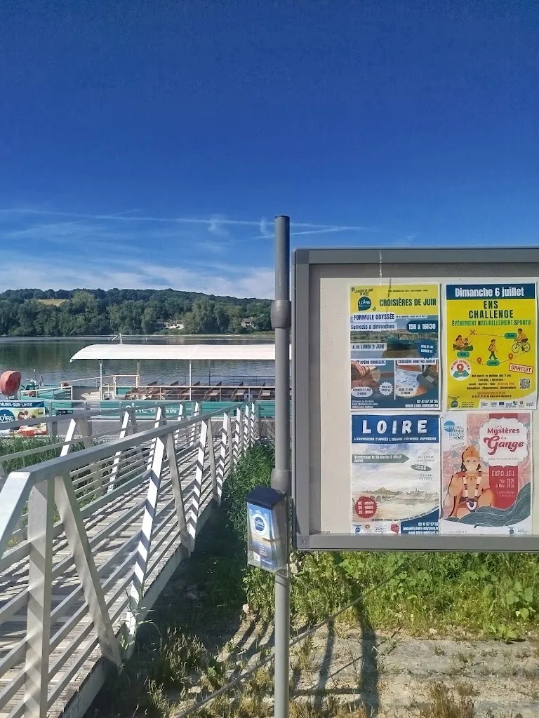 MALEK Ai_Guinguette La Dérive_Ménitré_review