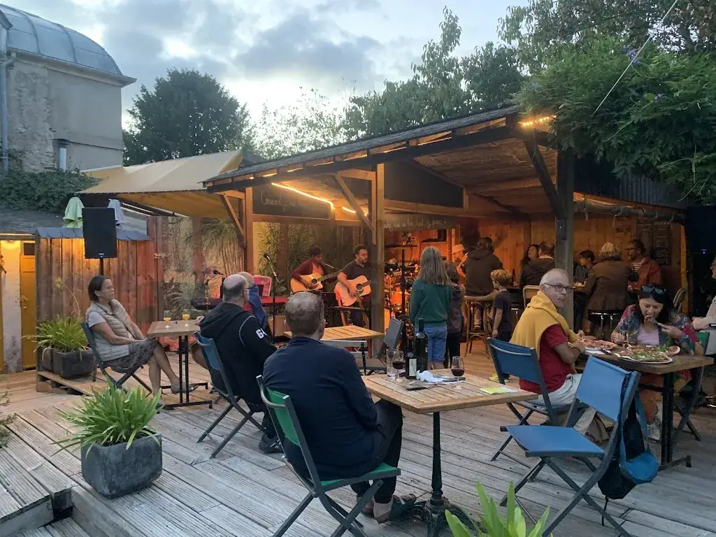 Lucy Milne_Piano Piano_Possonnière_review