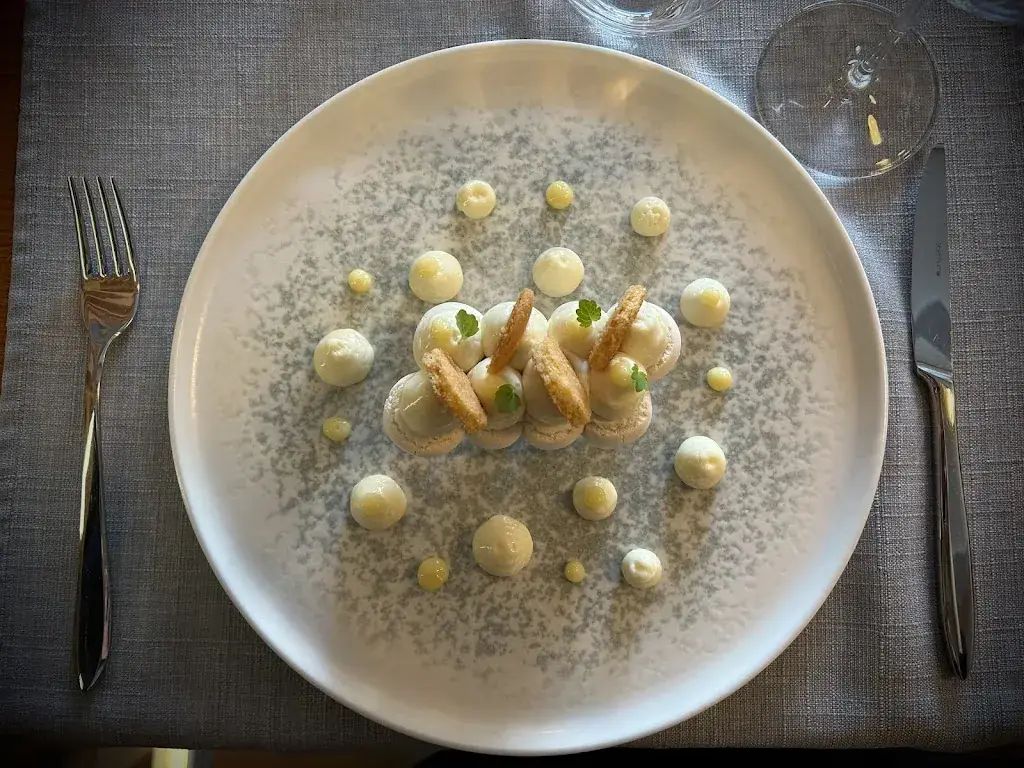 L’ Ambroisie_Vallet_slider_image_2