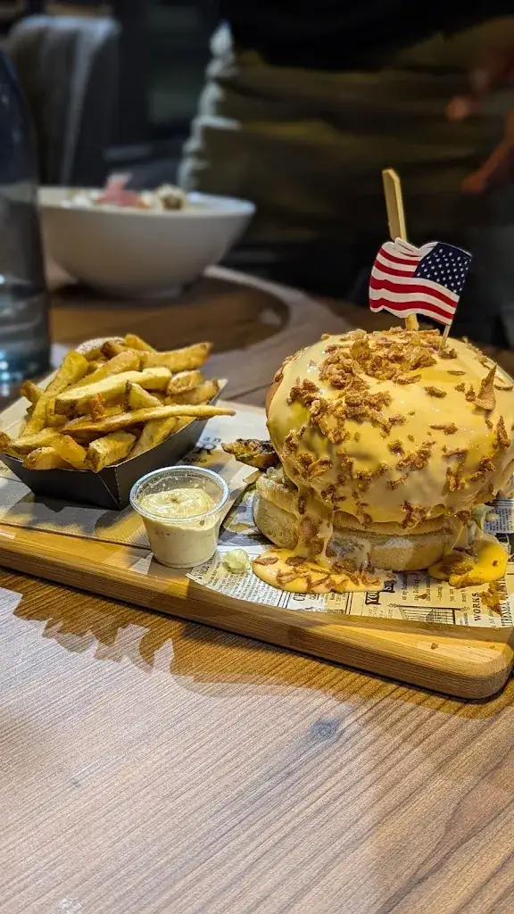 Menu_Californian Burger & coffee Andrezieux_Andrézieux-Bouthéon_image_5