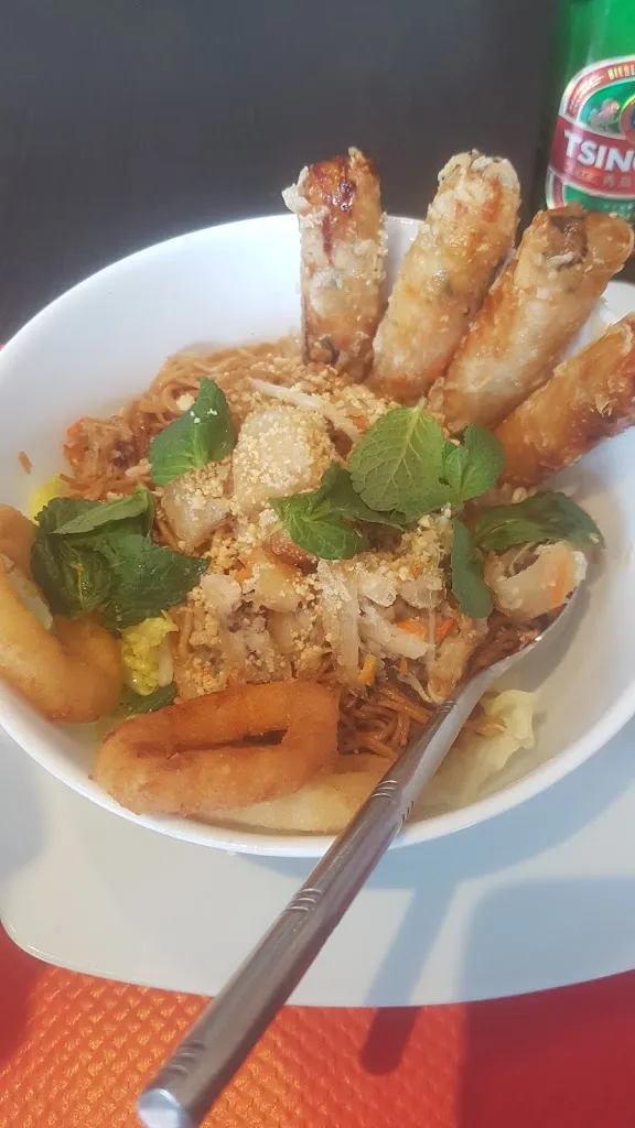 Vivien Albrieux_Saveurs d'Asie_Montmélian_review