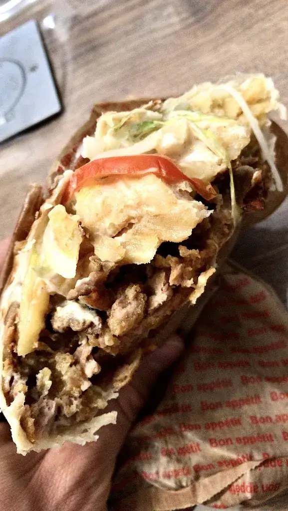 Xavier De Almeida_Happy Snack_Montmélian_review