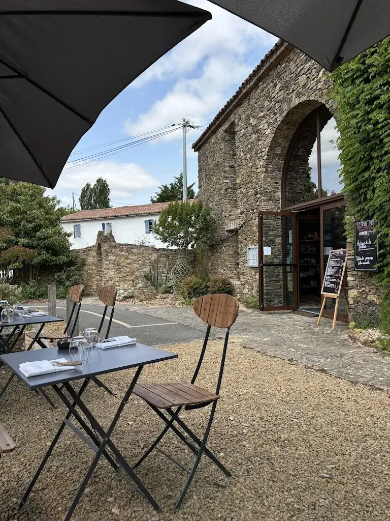 Axelle Daguet_L'Esprit d'ici_Terval_recensione