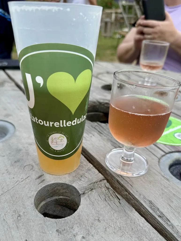 Kary Del_La Tourelle du Lac_Tessoualle_Bewertung