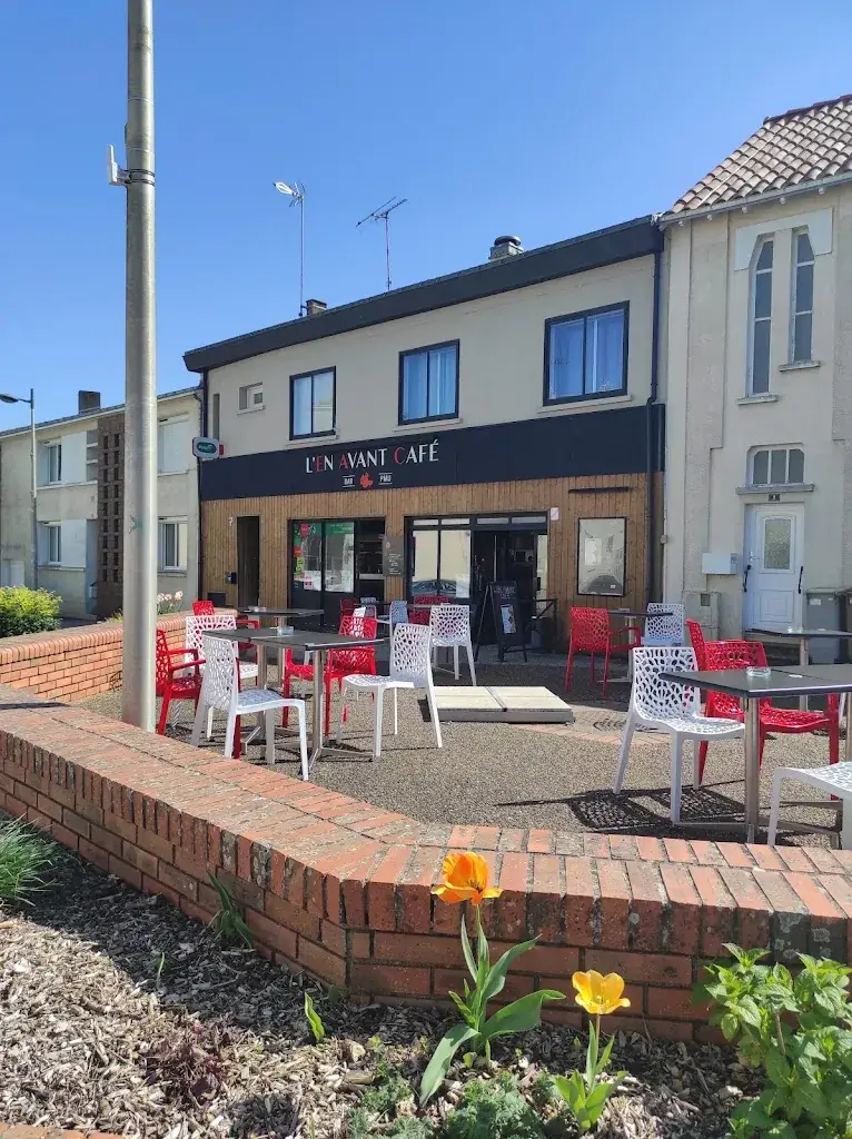 François R._L'En Avant Café_Tessoualle_review